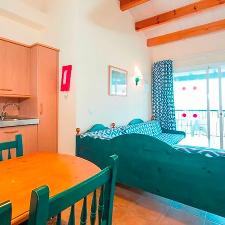 Rv Sea Club Cala'N Blanes (Menorca)
