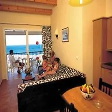 Rv Sea Club Hotel 4*